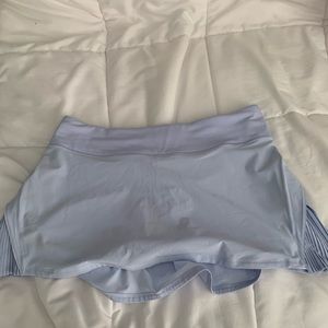 NWOT Play Off The Pleats Skirt